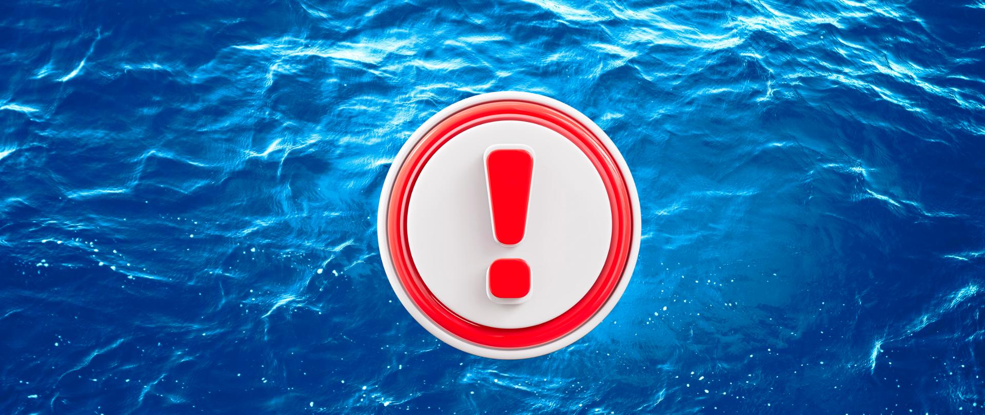 wykrzyknik na wodzie