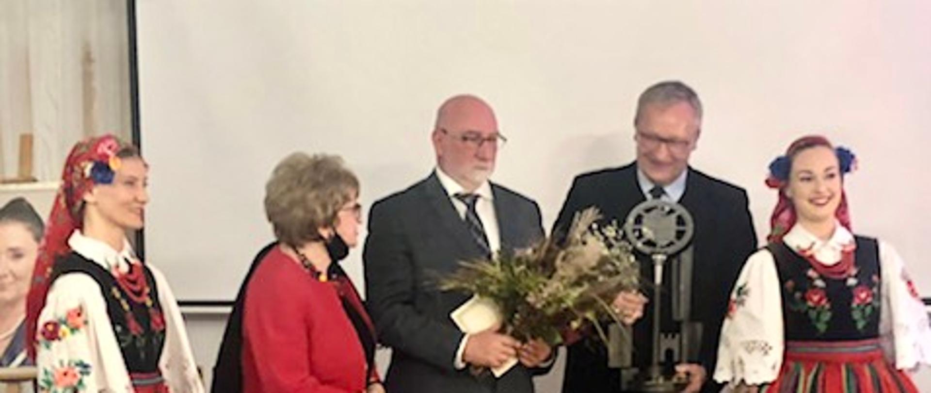 Odebranie nagrody przez Dyrektora WSSE we Wrocławiu