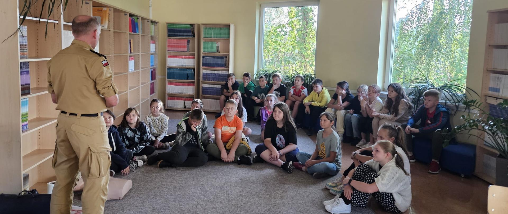 Zajęcia edukacyjne dla uczniów Szkoły Podstawowej w Ujeździe