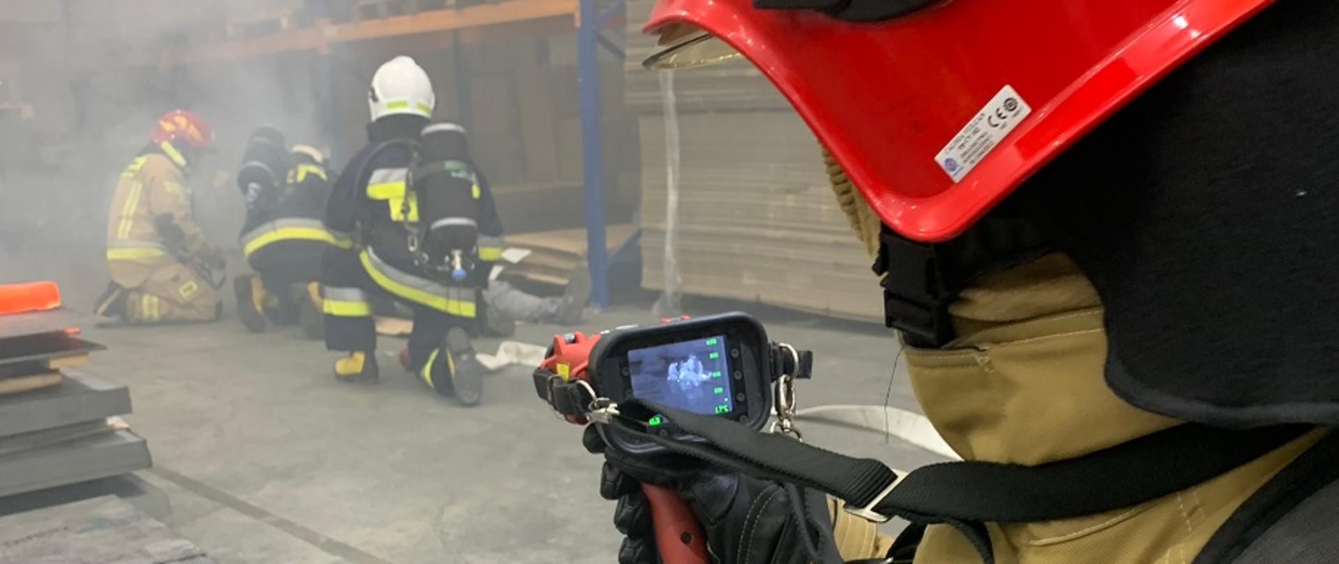 ćwiczenia na terenie Zakładu Przetwórstwa Tworzyw Sztucznych w miejscowości Katarzynki