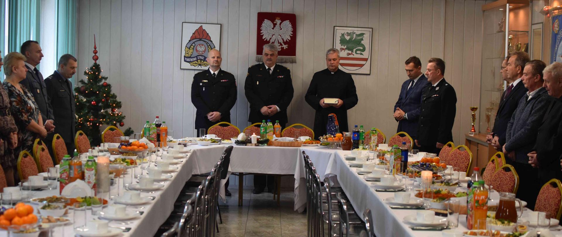 Spotkanie wigilijne zaproszeni goście