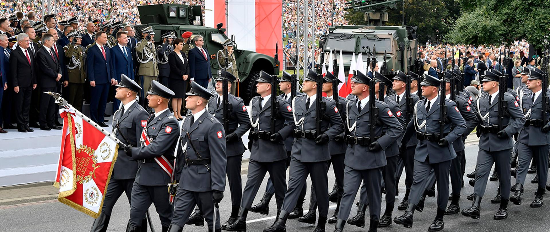 20_Wielka_Defilada_Niepodległości_oczami_mediów