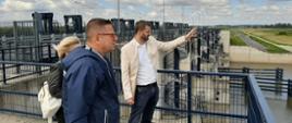 Wizyta robocza Wiceministra Infrastruktury Przemysława Koperskiego i Poseł na Sejm Gabrieli Lenartowicz na zbiorniku Racibórz Dolny 