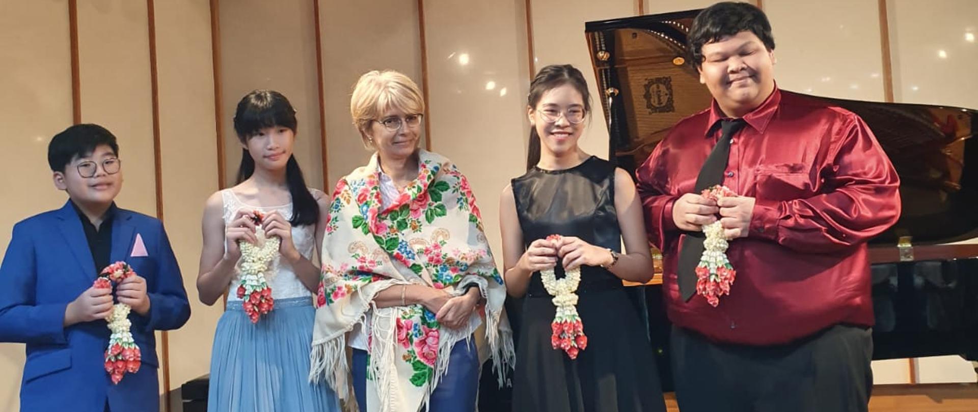 Koncert młodych tajskich pianistów