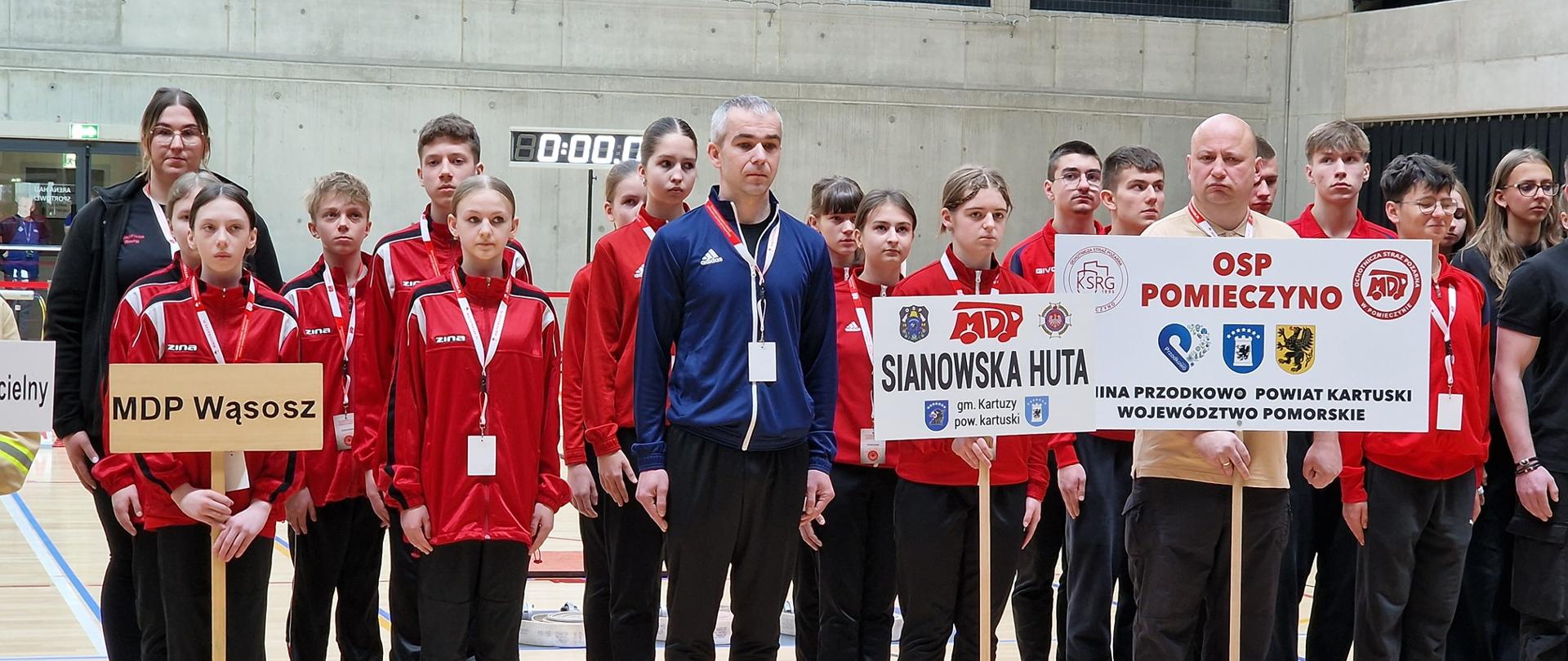 Drużyny MDP z powiatu kartuskiego na zbiórce