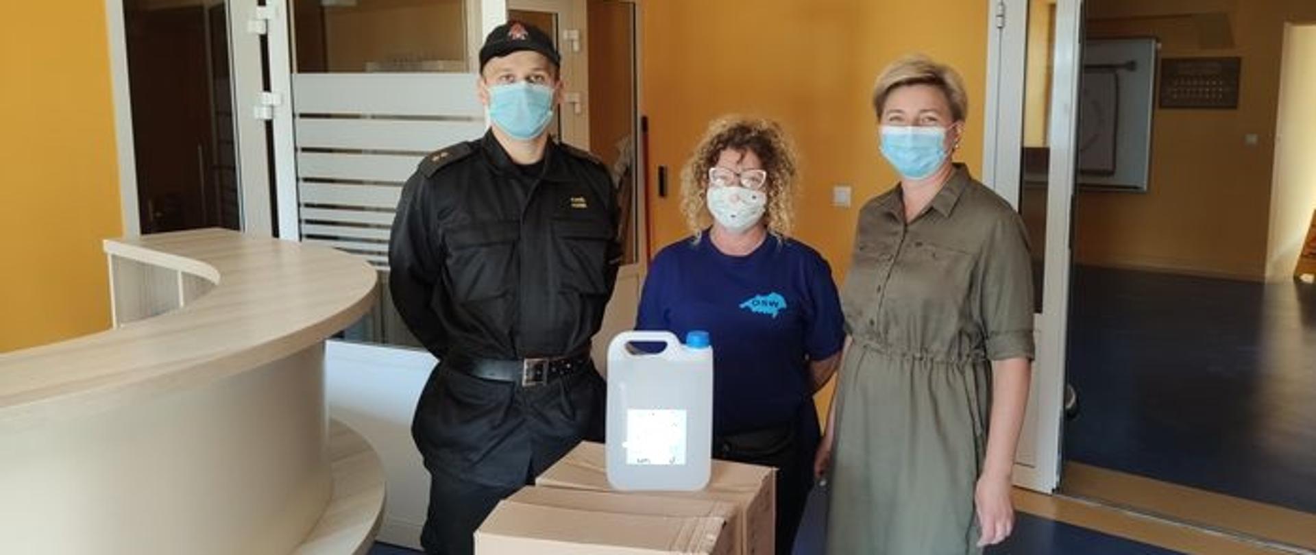 Przekazanie środków ochrony indywidualnej