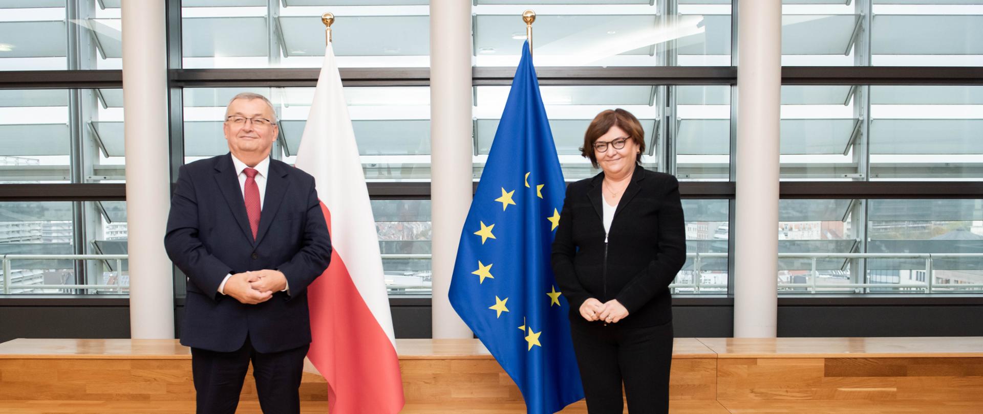 Minister Andrzej Adamczyk spotkał się z unijną komisarz ds. transportu Adiną Vălean