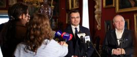 Wspieramy projekty konserwatorskie w Muzeum w Wilanowie - ruszają prace przy tapetach „Eldorado” i w kaplicy pałacowej, fot. Danuta Matloch/MKiDN