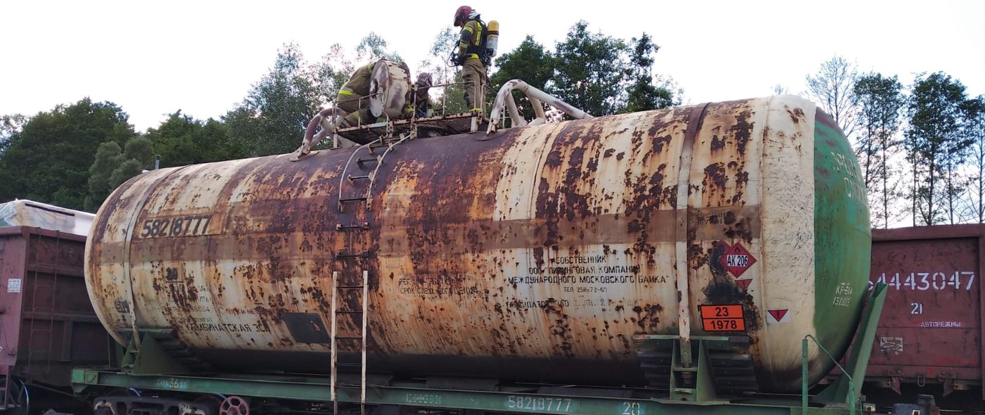 Wyciek gazu z cysterny w Kuźnicy