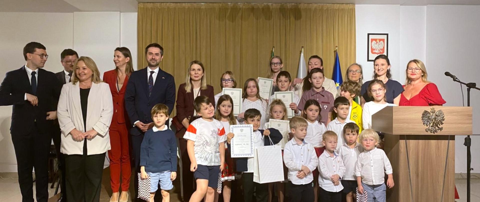 Wspólne zdjęcie uczestników