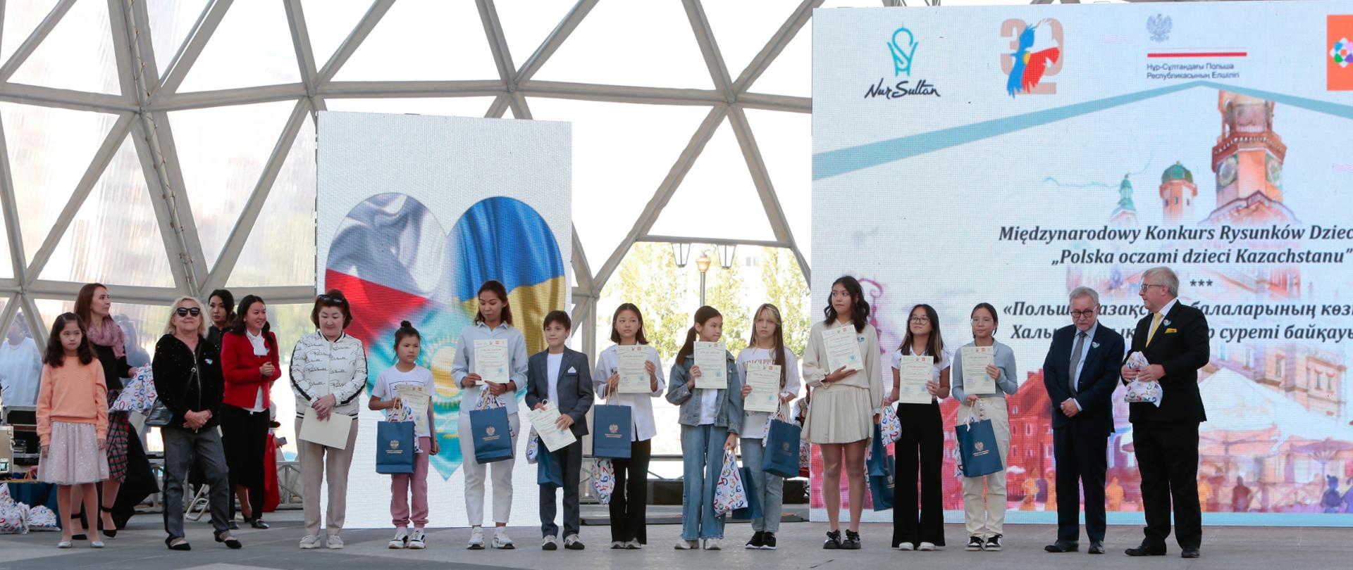 Ceremonia wręczenia nagród zwycięzcom Międzynarodowego Konkursu Rysunków Dziecięcych „Polska oczami dzieci Kazachstanu” 