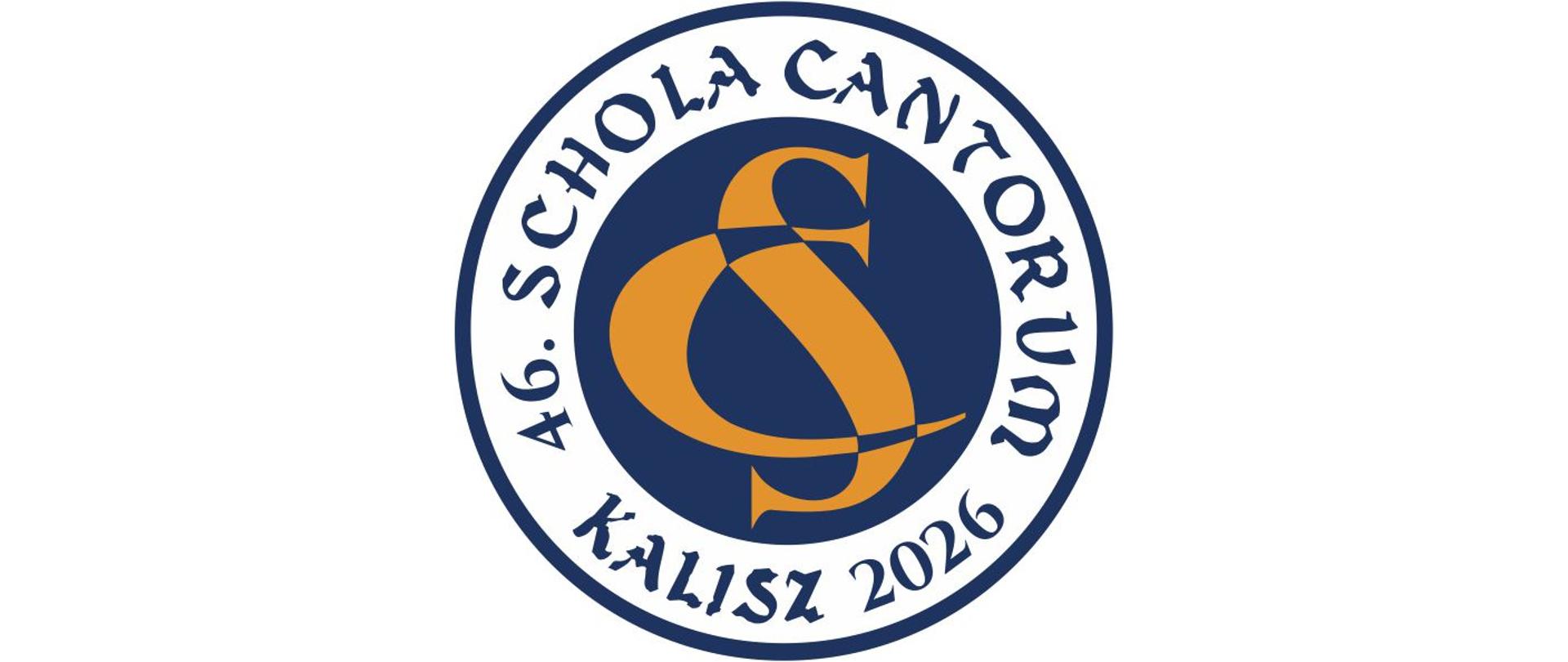 Logo festiwalu Schola Cantorum pomarańczowe litery SC na niebieskim tle 
