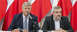 Od lewej wicewojewoda J. Ramlau oraz minister J.K Ardanowski