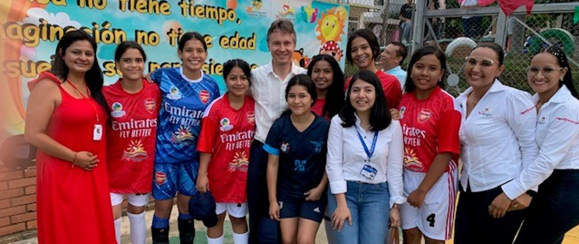 Visita del Embajador en el municipio de Chaparral (Tolima)