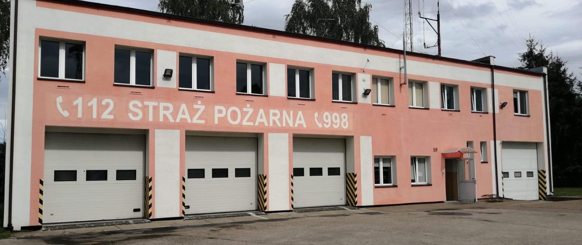 Na zdjęciu budynek OSP Koronowo - elewacja frontowa