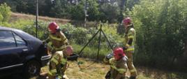 W czerwcu br. zmiany służbowe Jednostki Ratowniczo – Gaśniczej Państwowej Straży Pożarnej w Obornikach przeprowadziły cykl szkoleń w ramach doskonalenia zawodowego, w szczególności z zakresu ratownictwa wysokościowego, technicznego oraz z zakresu gaszenia pożarów wewnętrznych.