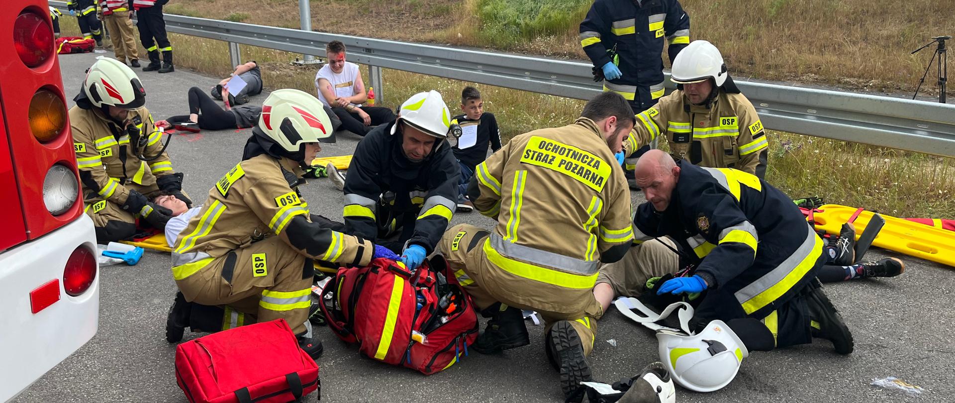 Ćwiczenia KARAMBOL-2023 na S11.