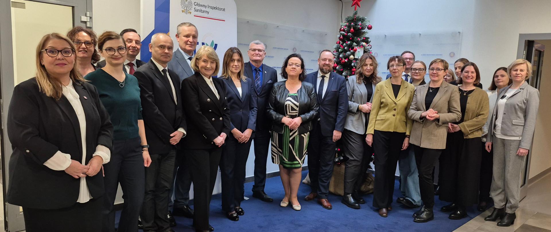 Uczestnicy konferencji ‘Jedno zdrowie w praktyce EFSA’ w siedzibie Głównego Inspektoratu Sanitarnego