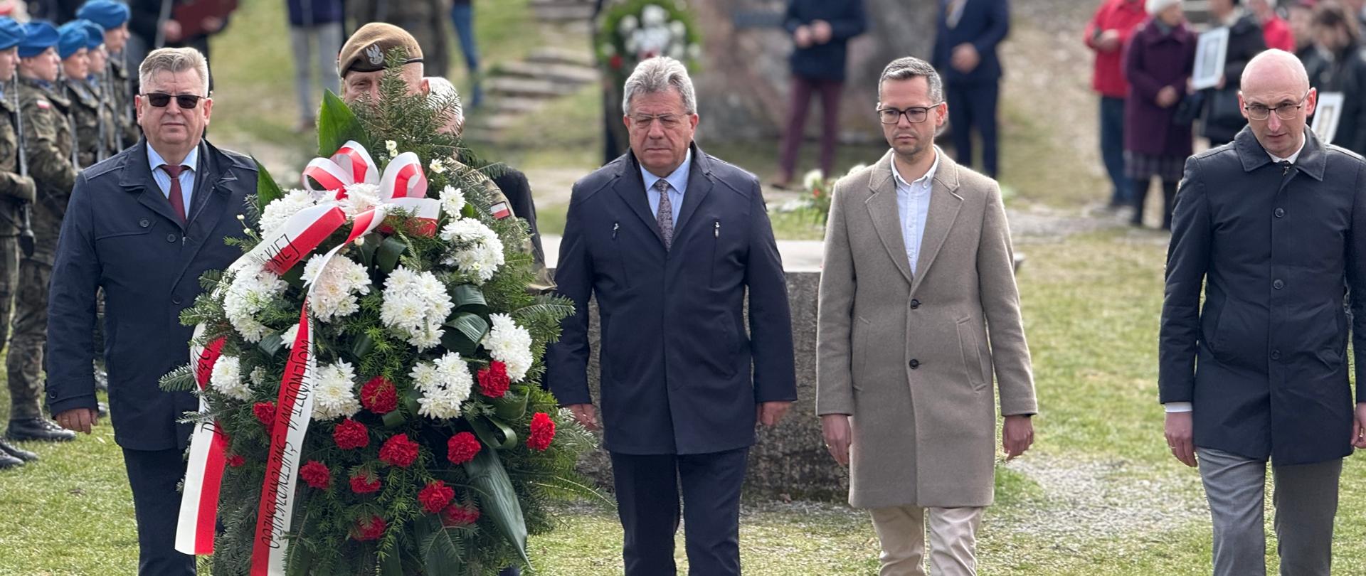 Uroczystości upamiętniające 86. rocznicę Zbrodni Katyńskiej w Kielcach