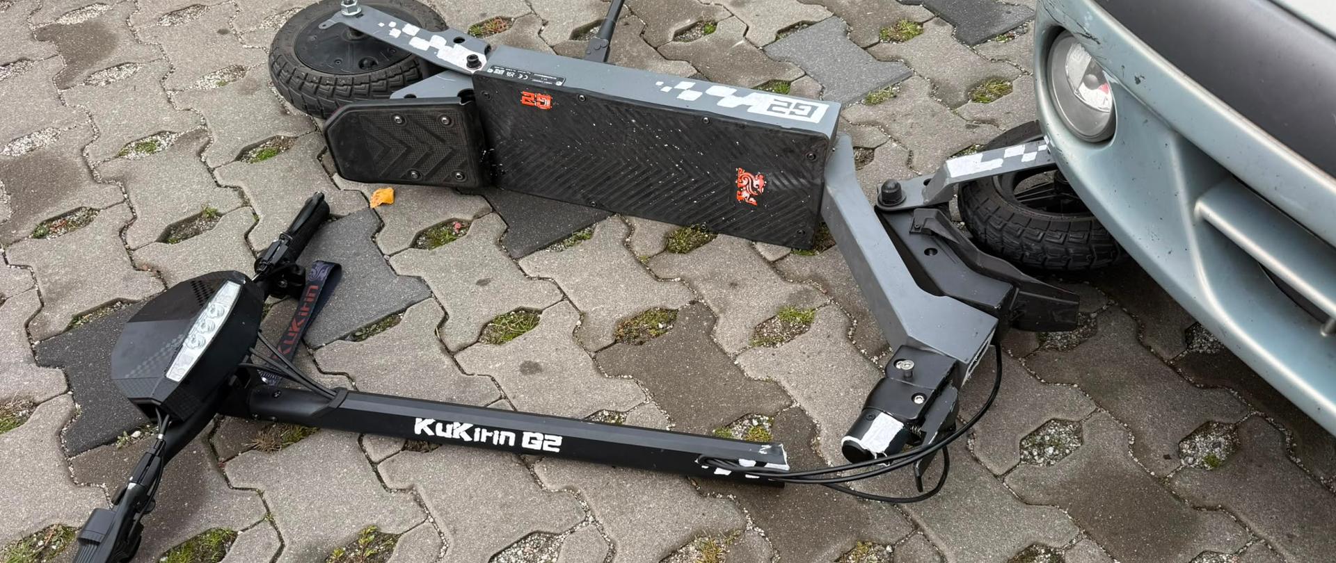 Zderzenie samochodu osobowego z hulajnogą w Jabłonnie