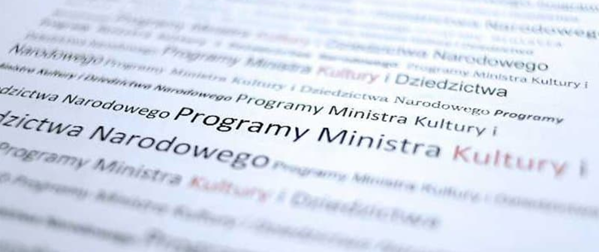 Napis Programy Ministra Kultury i Dziedzictwa Narodowego