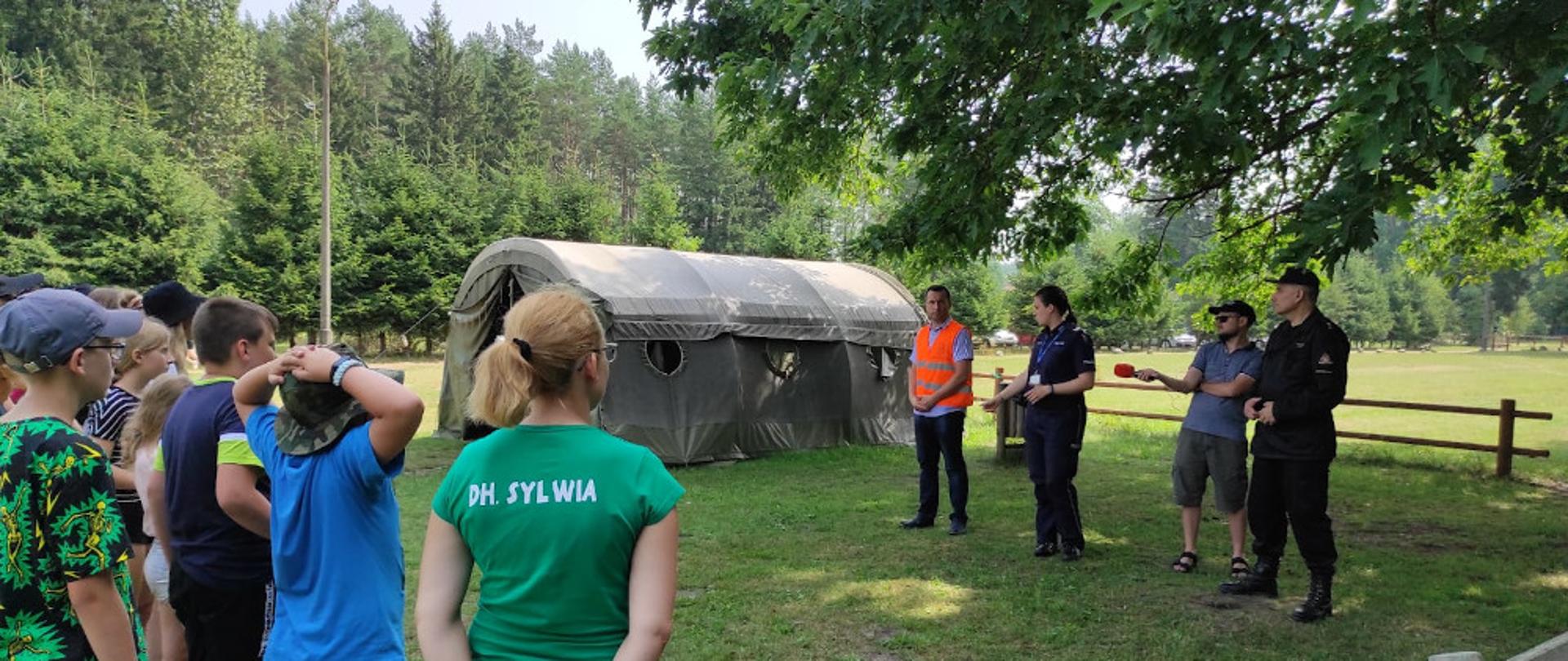 Kontrola obozu harcerskiego w Drężnie
