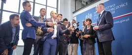 Briefing prasowy minister Emilewicz i Premiera Gowina