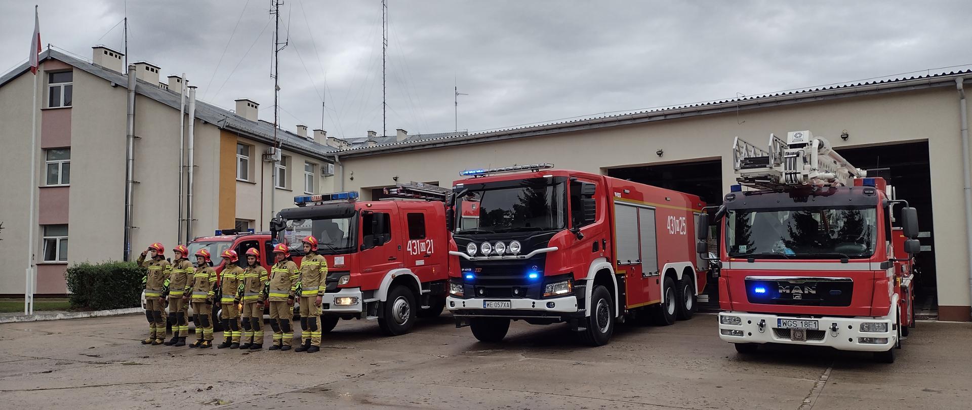 Uroczysta zbiórka upamiętniająca 77 rocznicę Powstania Warszawskiego