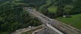 Budowy drogi ekspresowej S1 na odcinku Przybędza-Milówka, widok budowy z lotu ptaka