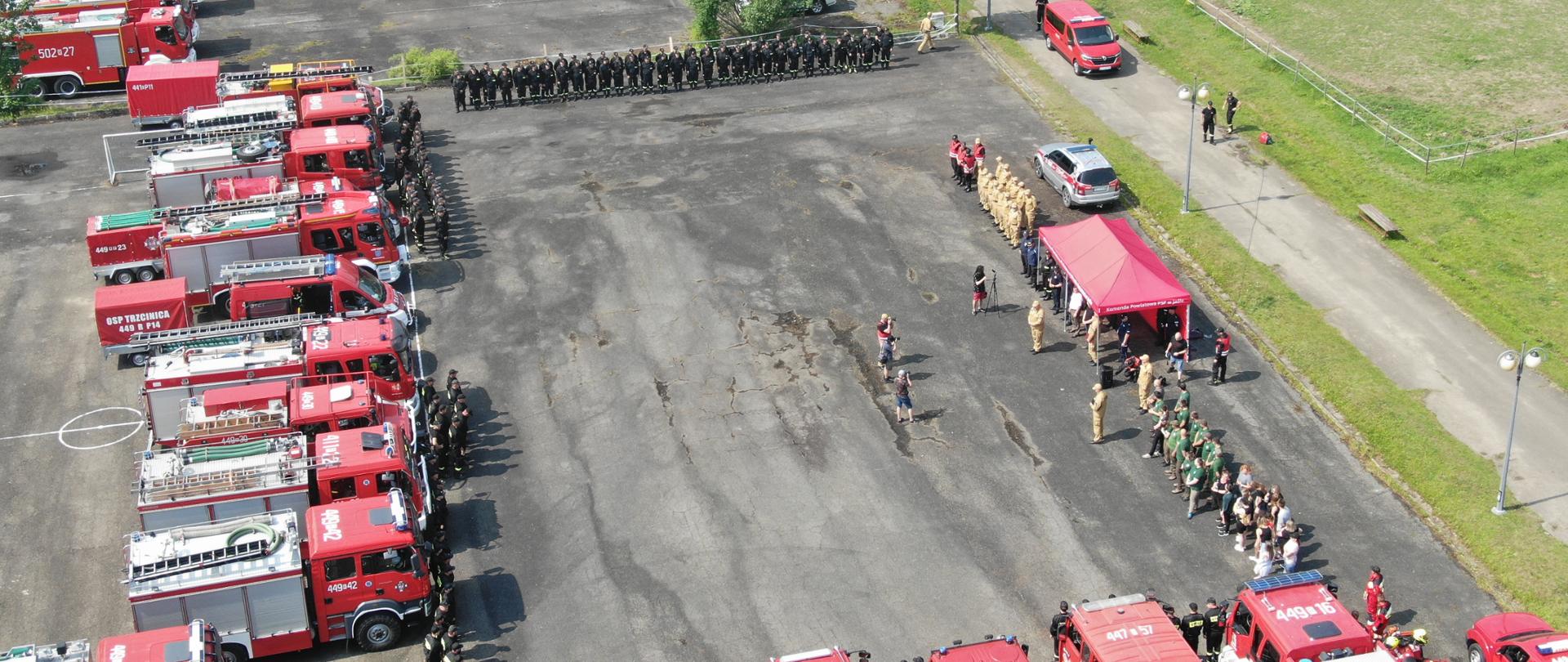 samochody pożarnicze, widok z góry