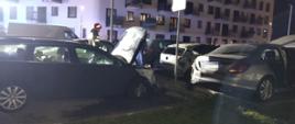 Pożar trzech samochodów w Ciechanowie