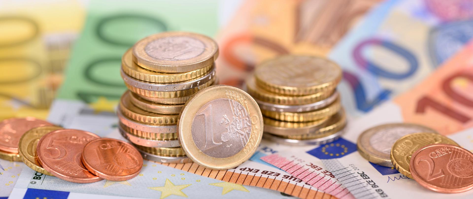 Banknoty i monety EURO