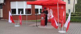 Przywitanie zgromadzonych gości przez Komendanta Powiatowego PSP w Środzie Wielkopolskiej bryg. Macieja Kaczmarka oraz okolicznościowe przemówienie.