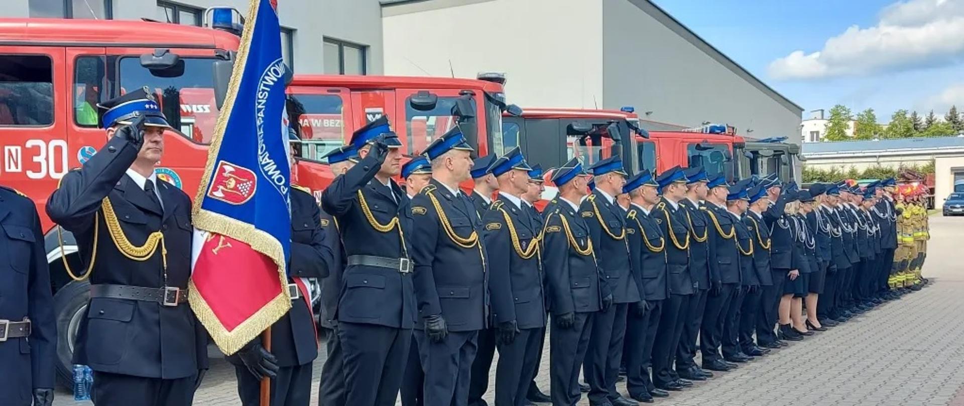 Powiatowe obchody Dnia Strażaka w Bartoszycach