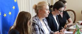 min. Katarzyna Sójka na spotkaniu z dyrekcją biura krajowego WHO