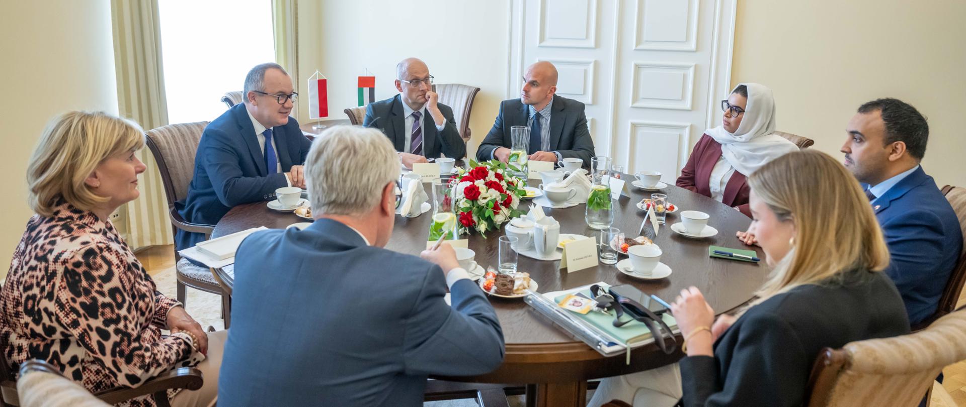 Rozwój Polsko-Emirackiej współpracy prawnej