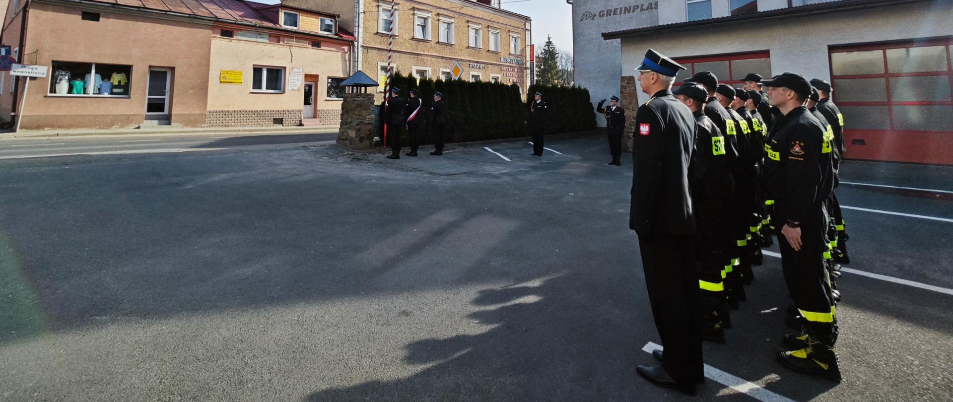 Uroczysta zbiórka z okazji Dnia Flagi Rzeczypospolitej Polskiej