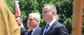 Uroczyste złożenie kwiatów przed pomnikiem przez Prezydenta RP oraz Wojewodę Opolskiego