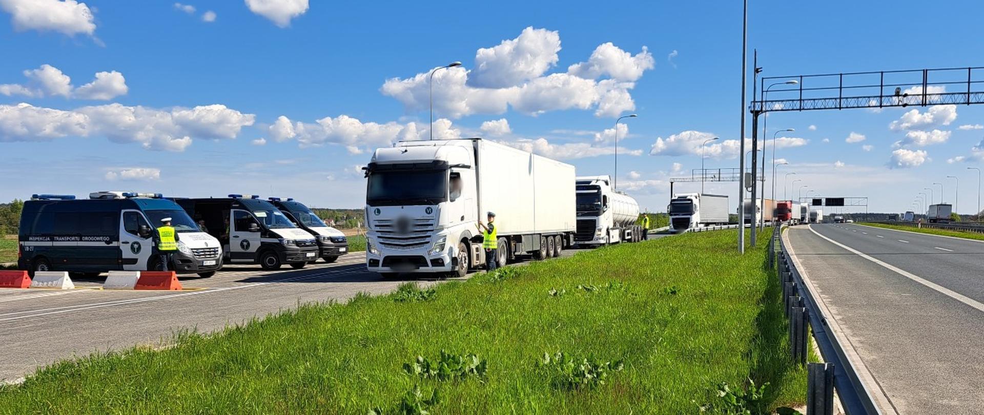 Inspektorzy mazowieckiej Inspekcji Transportu Drogowego prowadzą wzmożone kontrole trzeźwości kierowców na odcinku krajowej „ósemki” w okolicach Wyszkowa.