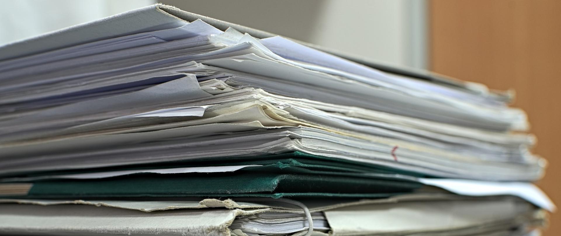 Grafika dokumentacja, decyzje, oświadczenia