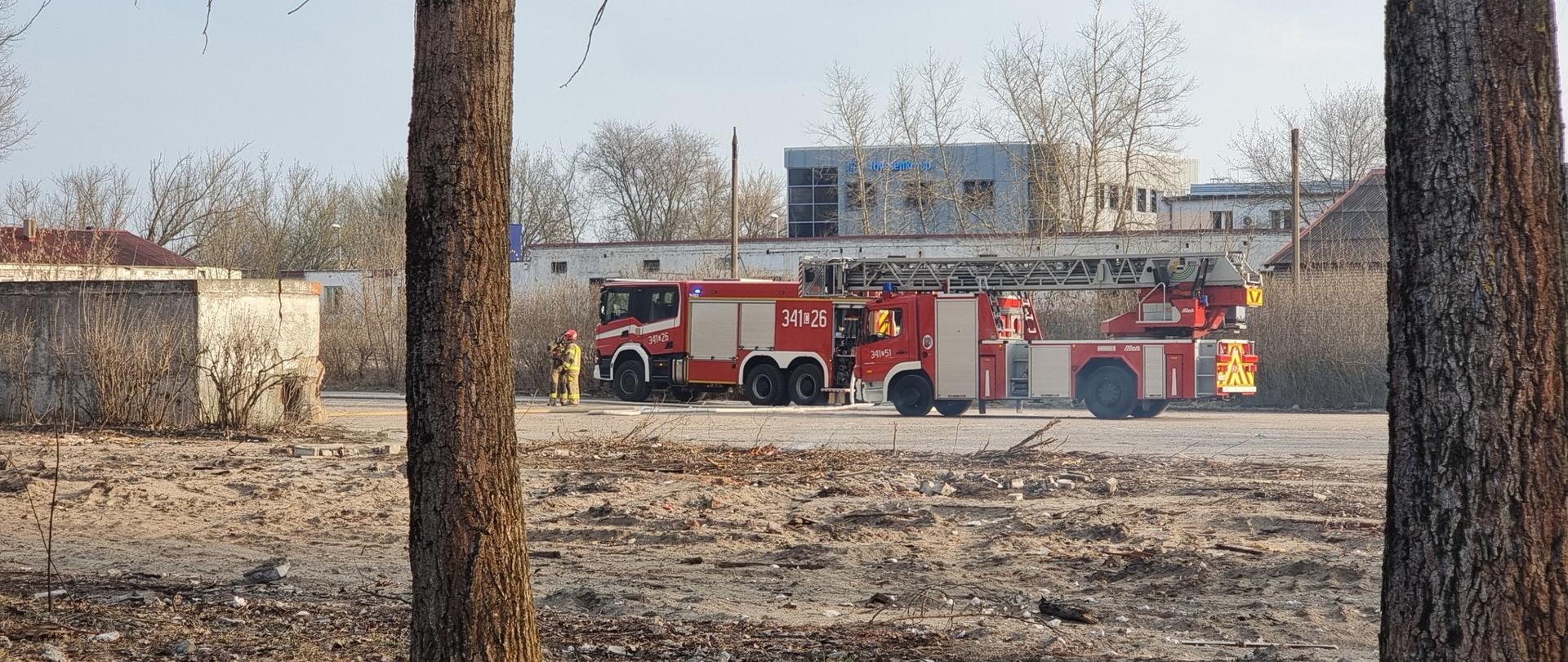 Podsumowanie interwencji KM PSP w Toruniu za 2025 r., na zdjęciu GCBA oraz SCD 37 z JRG1