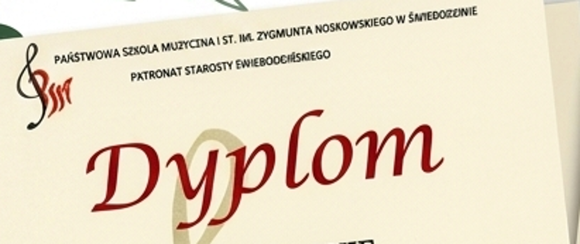 Obraz przedstawia kolaż z 4 zdjęć dyplomów uczniów z Ogólnopolskiego Forum Instrumentalnego "Miniatura 2026" w Świebodzinie Hubert Kącki - III miejsce, Maja Kałdońska - wyróżnienie, dyplomy dla nauczycieli za przygotowanie uczniów: Ewa Olczyk-Gorzkiewicz i Dariusz Kęsiak