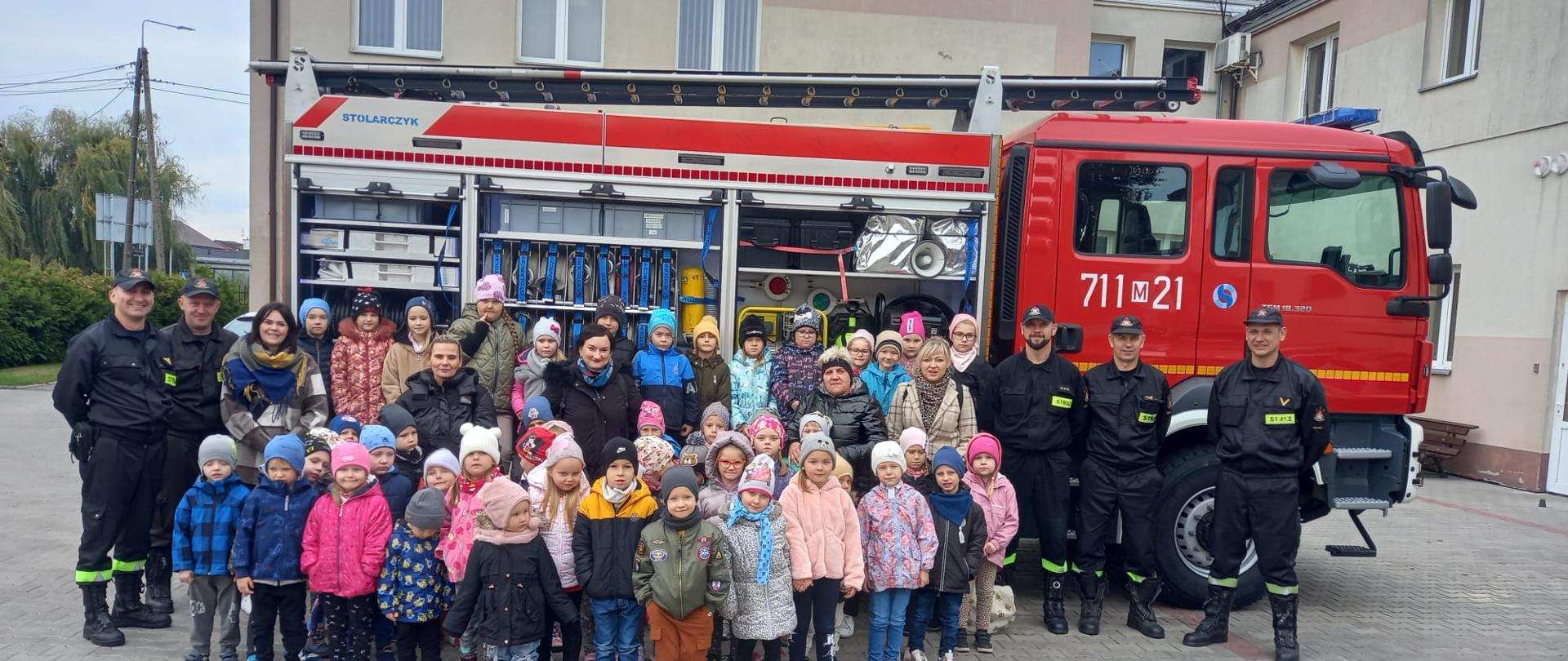 Przedszkolaki z Siemiątkowa z wizytą w JRG Żuromin