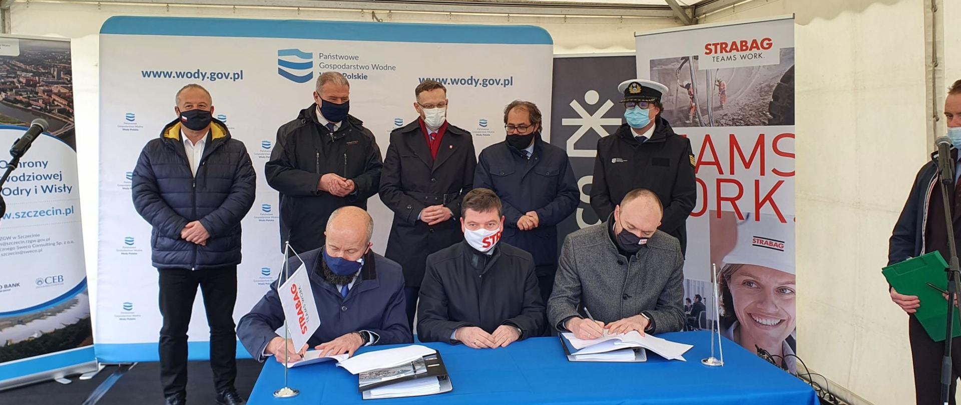 Podpisano umowę na rozbudowę bazy postojowo-cumowniczej dla lodołamaczy w Szczecinie