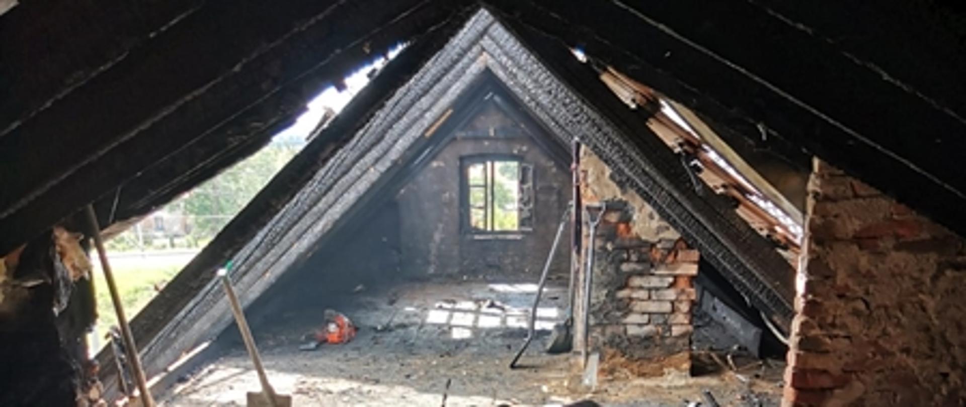 Pożar budynku jednorodzinnego -Kamienica.