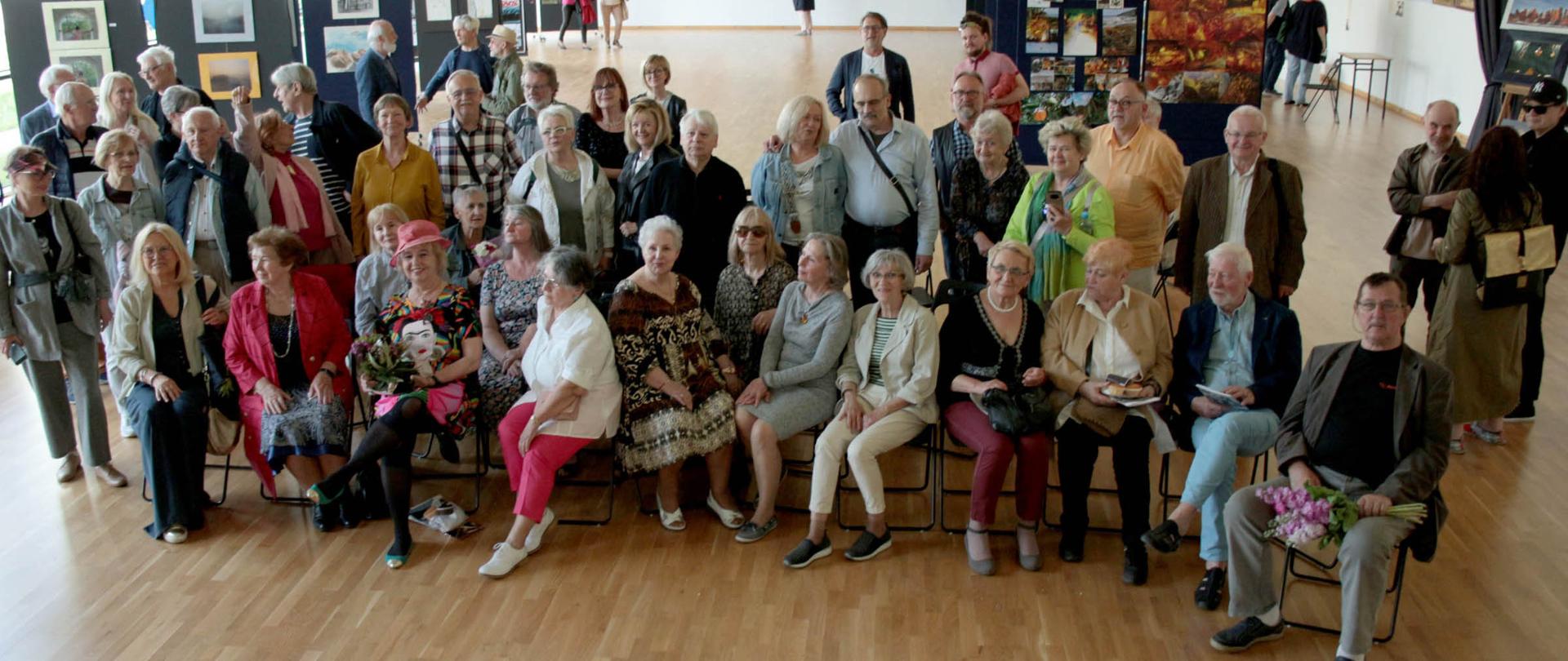 Nasze drogi artystyczne - wystawa prac absolwentów na 80-lecie Plastyka