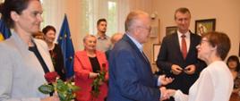 Odznaka Honorowa za Zasługi dla Województwa Śląskiego.
Zdjęcia z podczas uroczystości, która odbyła się 23 maja podczas Sesji Rady Miasta Mikołowa. Zasłużonym mieszkańcom Mikołowa odznaki wręczył Burmistrz Mikołowa, Pan Stanisław Piechula.