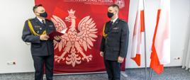 Komendant Wojewódzki PSP w Opolu st. bryg. Krzysztof Kędryk podczas uroczystego powołania Zastępcy Komendanta Powiatowego PSP w Kluczborku.
