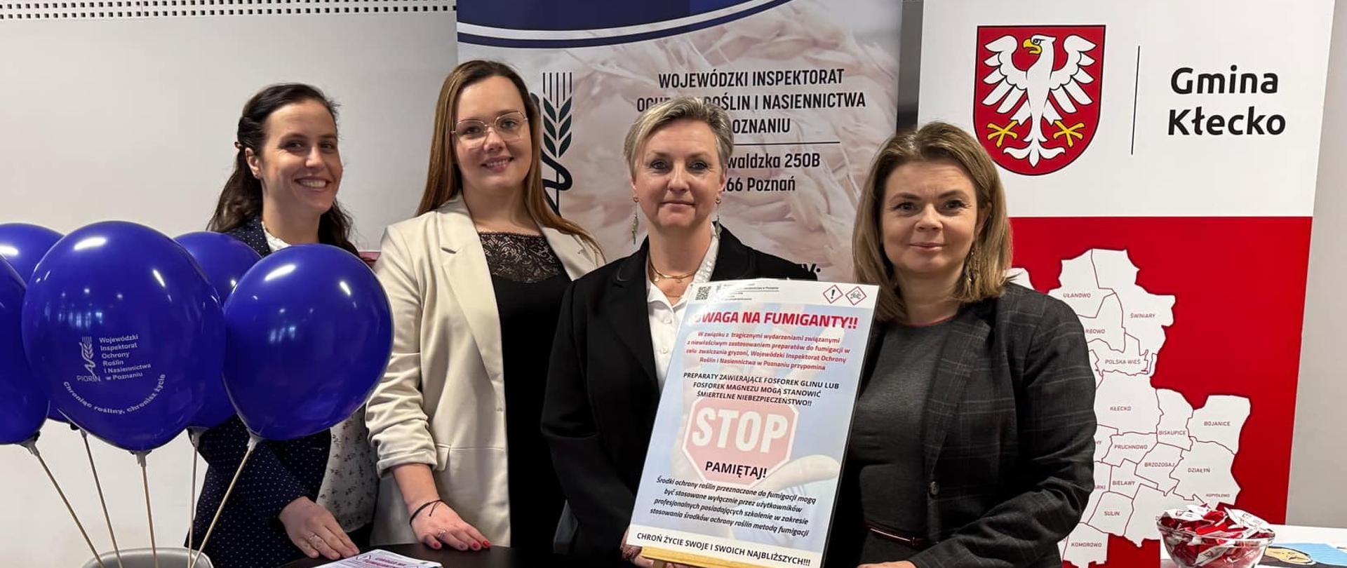 Stoisko WIORiN w Poznaniu obsługiwane przez pracowników Oddziału w Gnieźnie