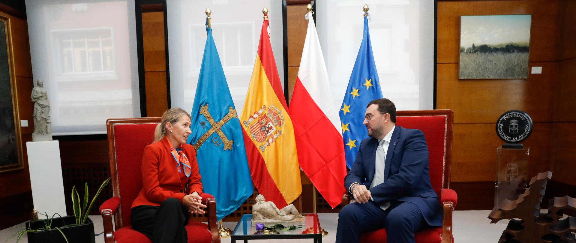 Z przewodniczącym regionu Adriánem Barbónem